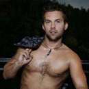 Seeking Local Woman for Wild and Kinky Fun